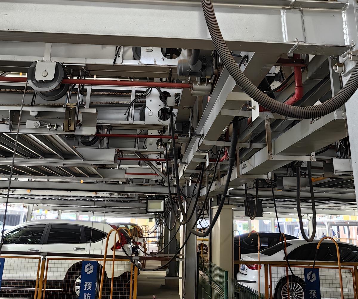 吉林長(zhǎng)春市立體車(chē)位租賃3層機(jī)械停車(chē)庫(kù)維護(hù)維保